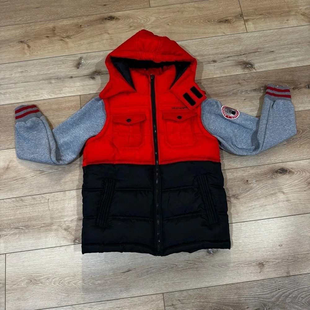 Weatherproof red black & gray puffer jacket with hood zip closure pockets, M.